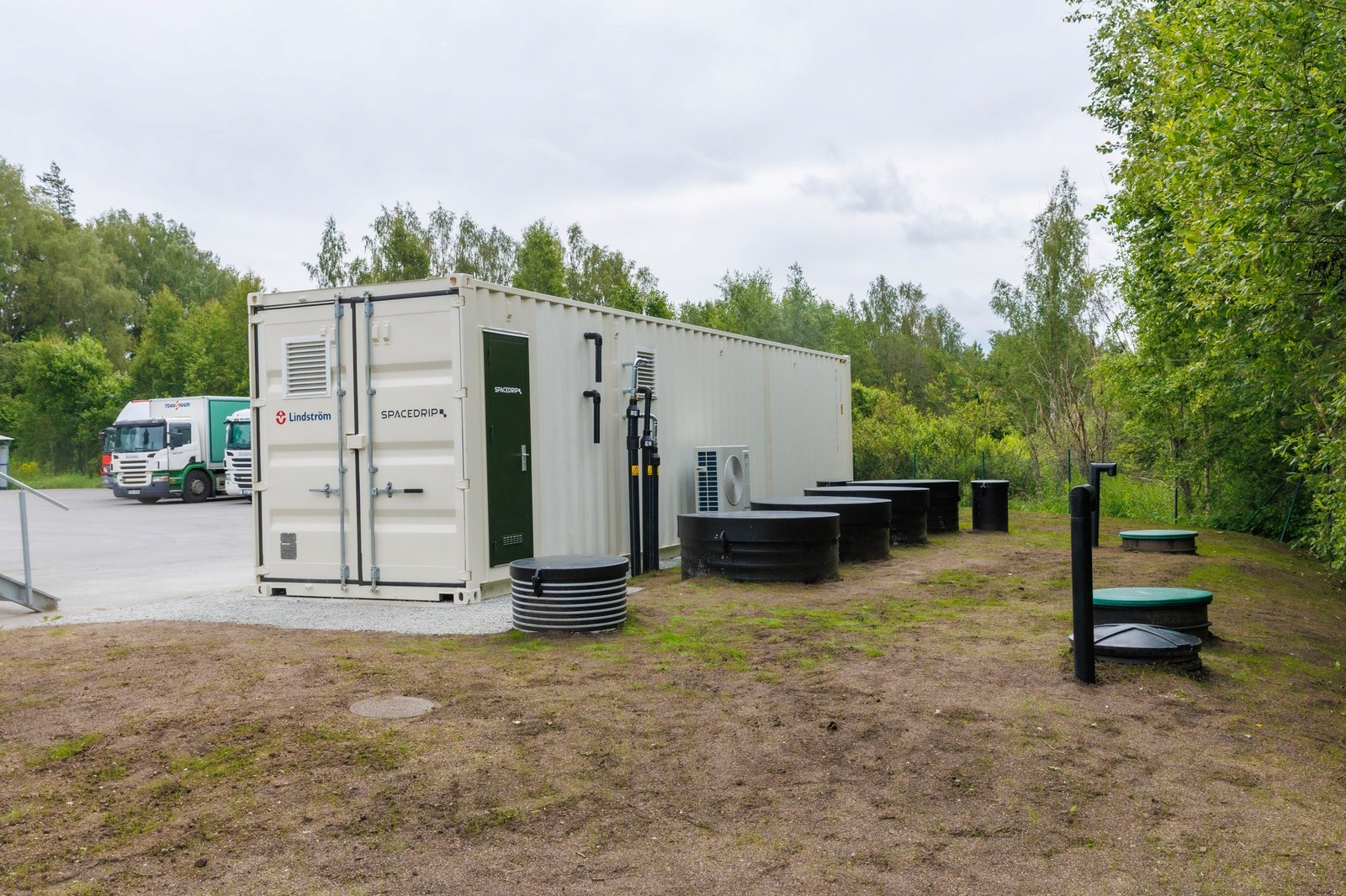 Spacedrip Industrial system in field setting